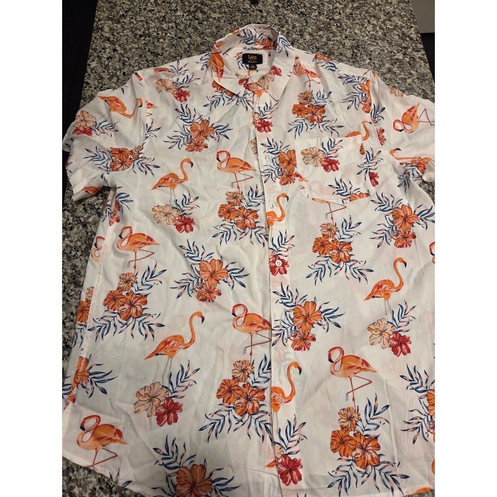 Lee Mens‎ XL Regular Fit Flamingo Floral Viscose Short Sleeve Button Down Shirt